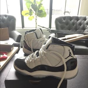 Jordan XI size 4 youth or gs excellent condition.